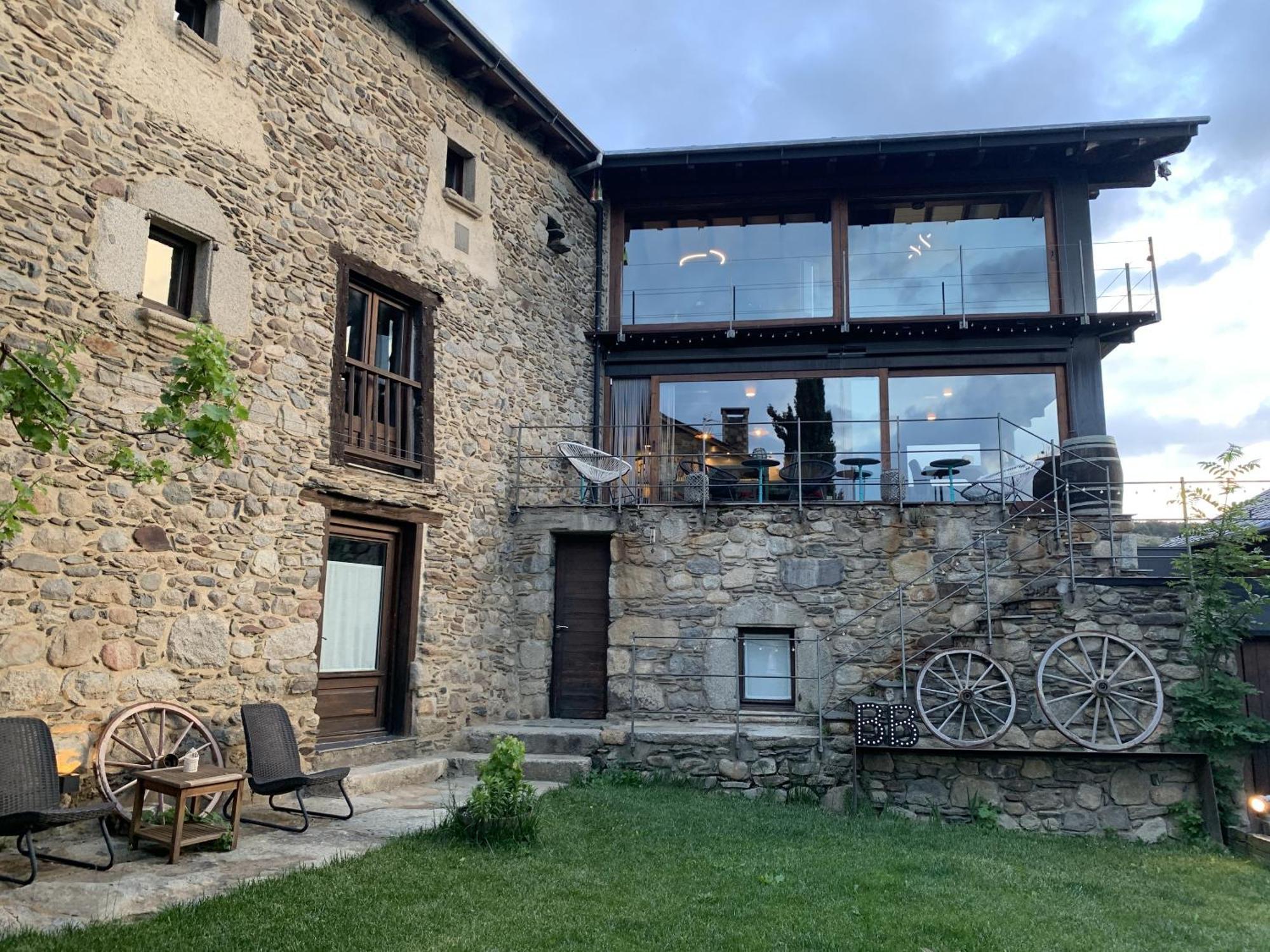 Bed and Breakfast Mas Farner - Adults Only Llivia Exteriér fotografie