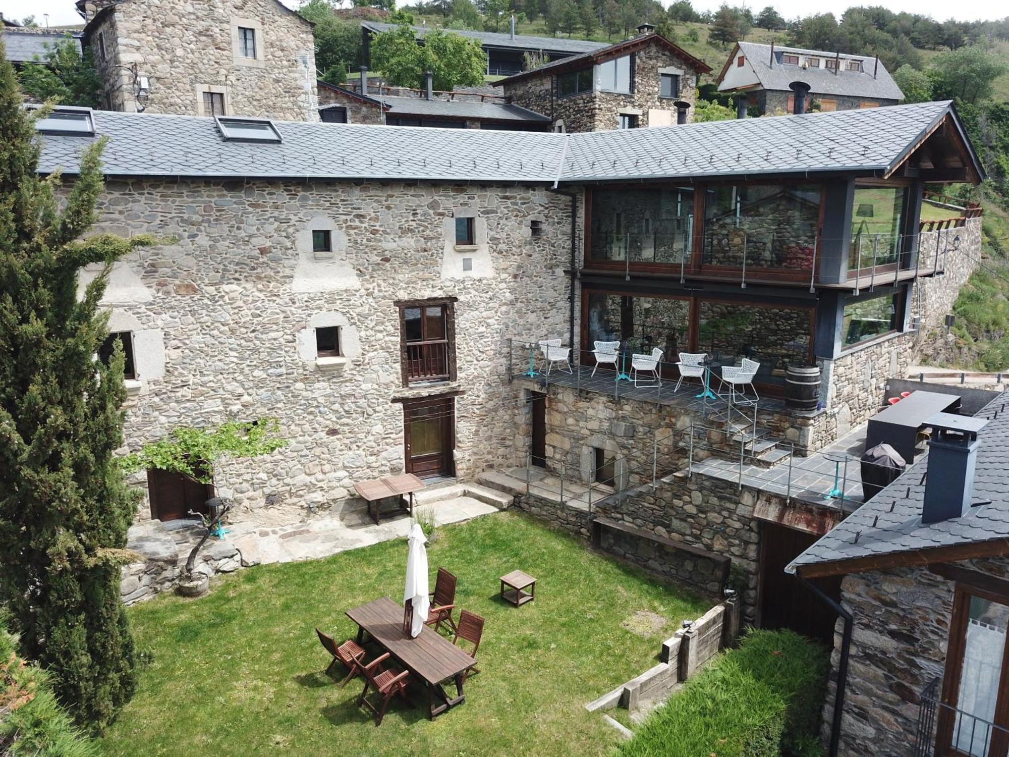 Bed and Breakfast Mas Farner - Adults Only Llivia Exteriér fotografie